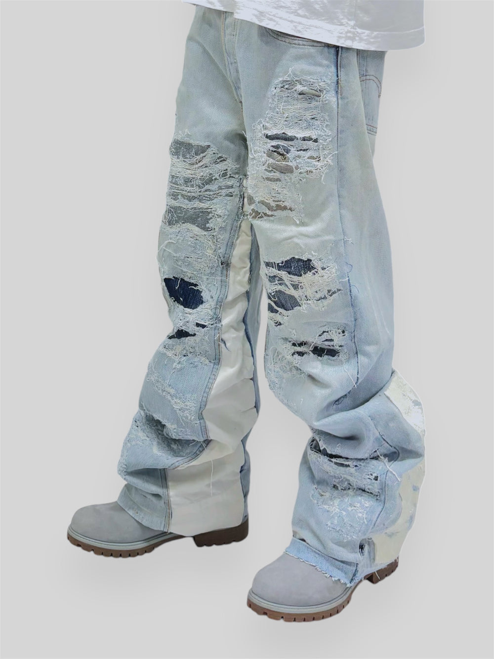 DENIM DESTROYED LIGHT BLUE