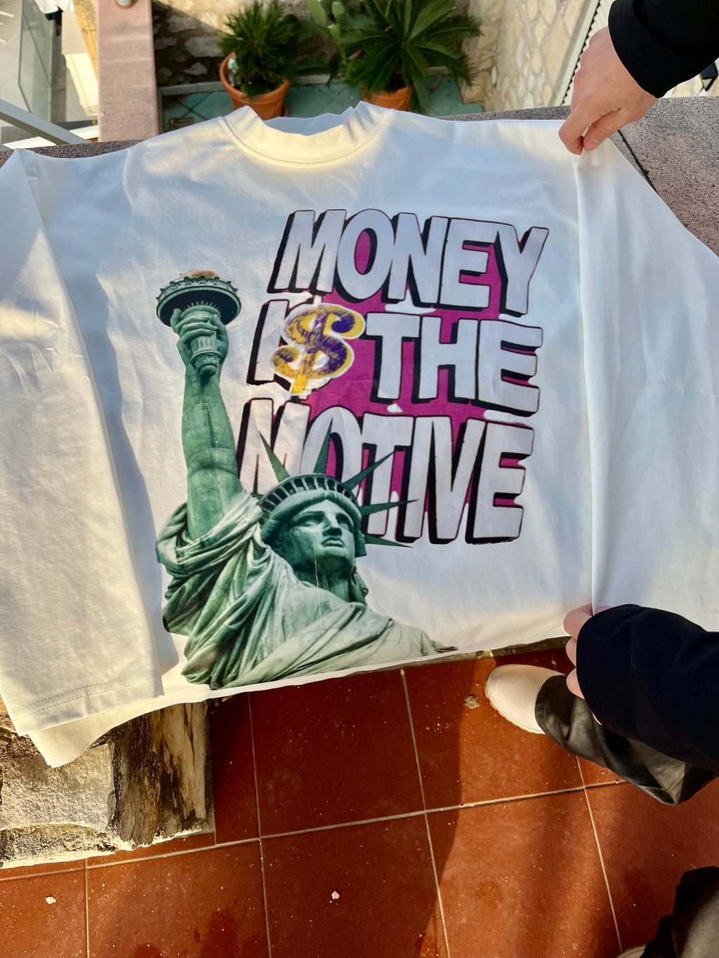 LONGSLEEVE MONEY WHITE