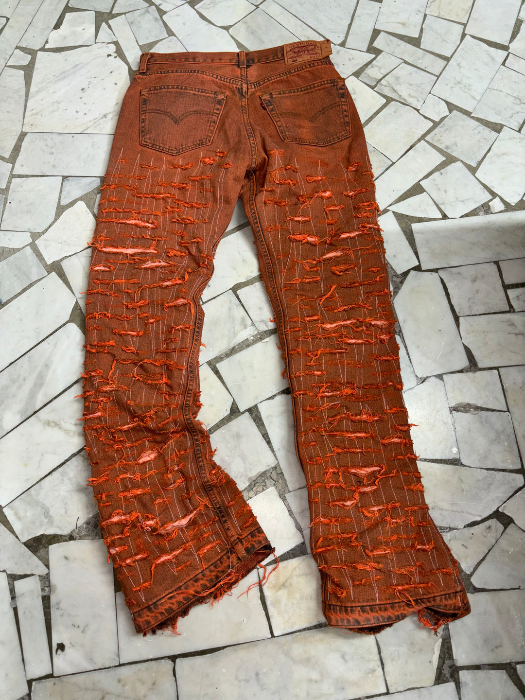 JEANS RIPPED ORANGE