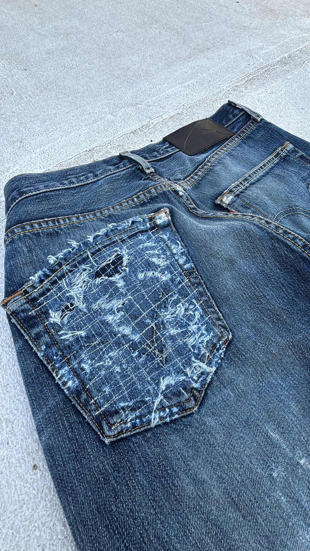 JEANS BOOTCUT FADE SAND